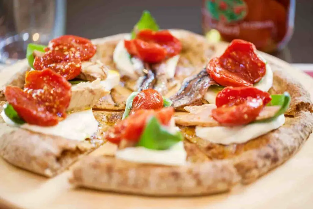 pizza-tomate-seco-atun-anchoas