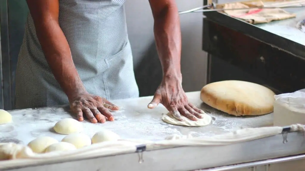 como-hacer-una-masa-pizza-pan